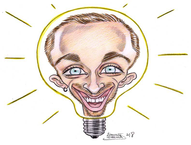 Caricature colorée de Squeezie avec un grand sourire et des yeux exagérément grands.