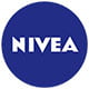 Logo de Nivea, texte blanc sur fond bleu circulaire.